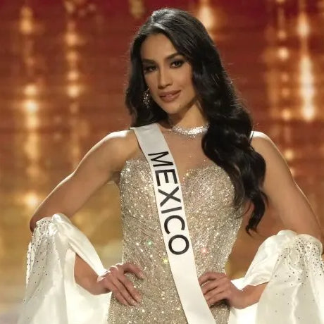 Irma Miranda, Miss Universo México 2022, visita el showroom de Liria Jewels.