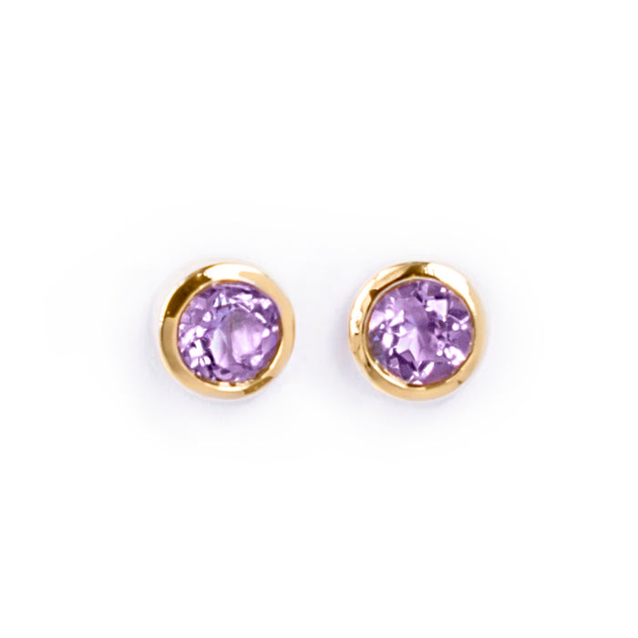 Aretes Birthstone con Amatista  en oro amarillo 14 Kt (Febrero)